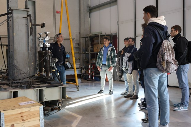 27 novembre 2025: torna l'evento DEcidi il tuo futuro - ingegneria meccanica!